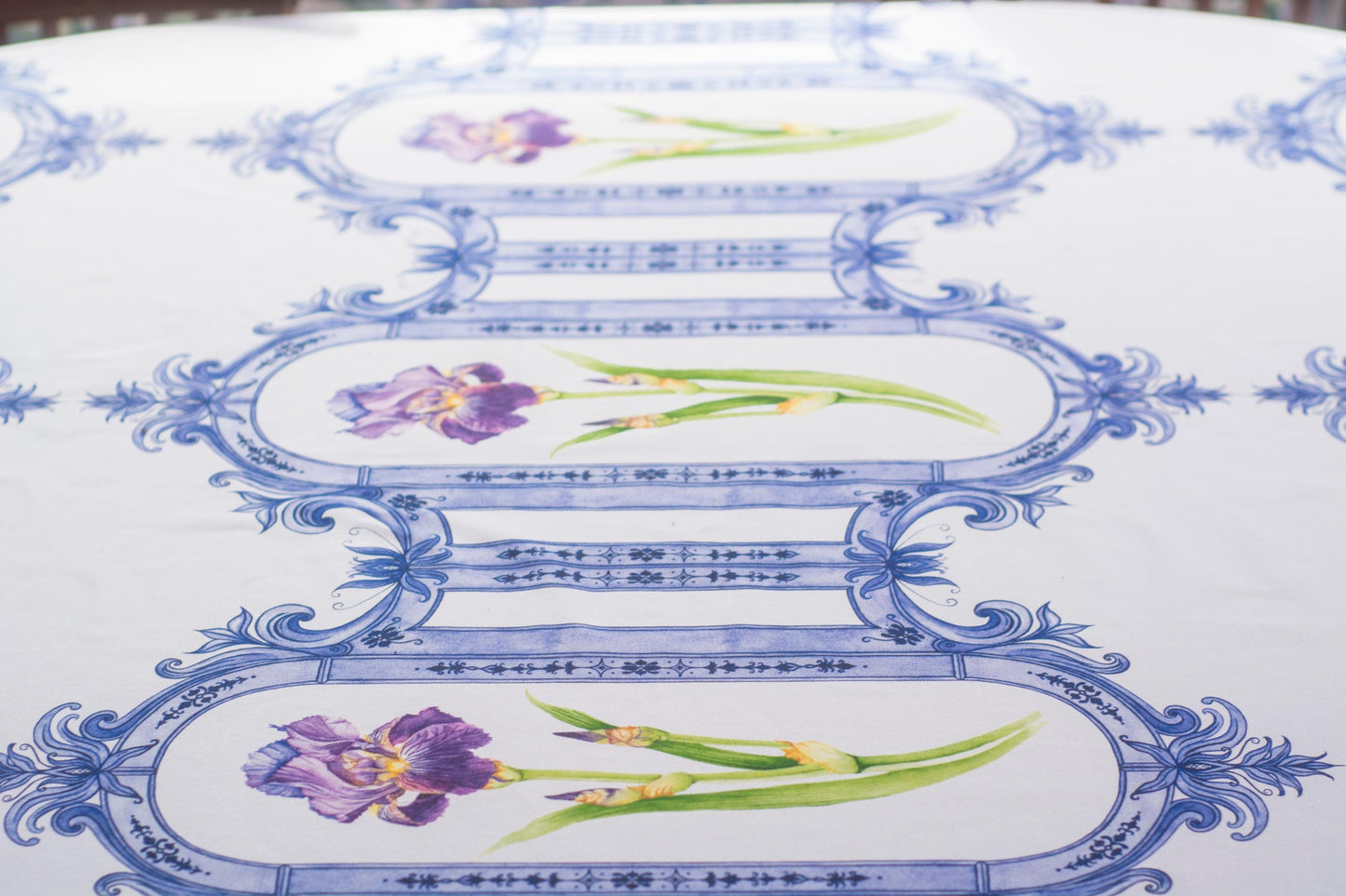 REFLECTION OF BEAUTY IRIS TABLECLOTH
