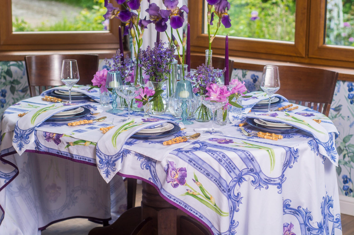 REFLECTION OF BEAUTY IRIS TABLECLOTH
