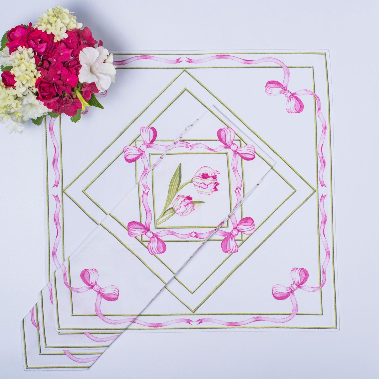 PARROT TULIP DINNER NAPKINS
