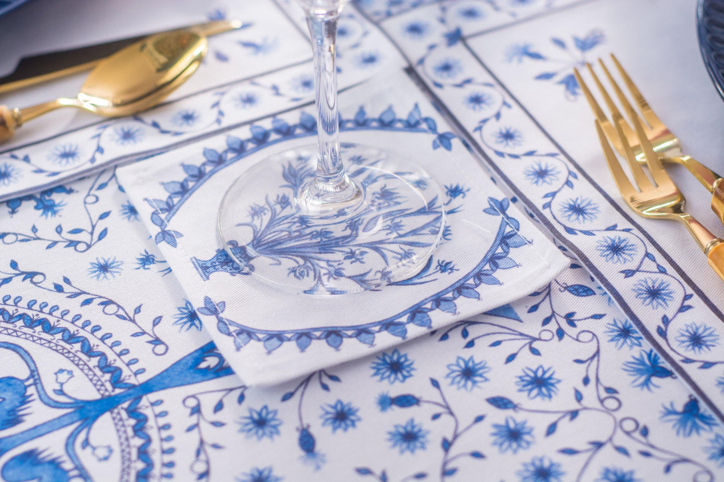 BOUQUET COCKTAIL NAPKINS