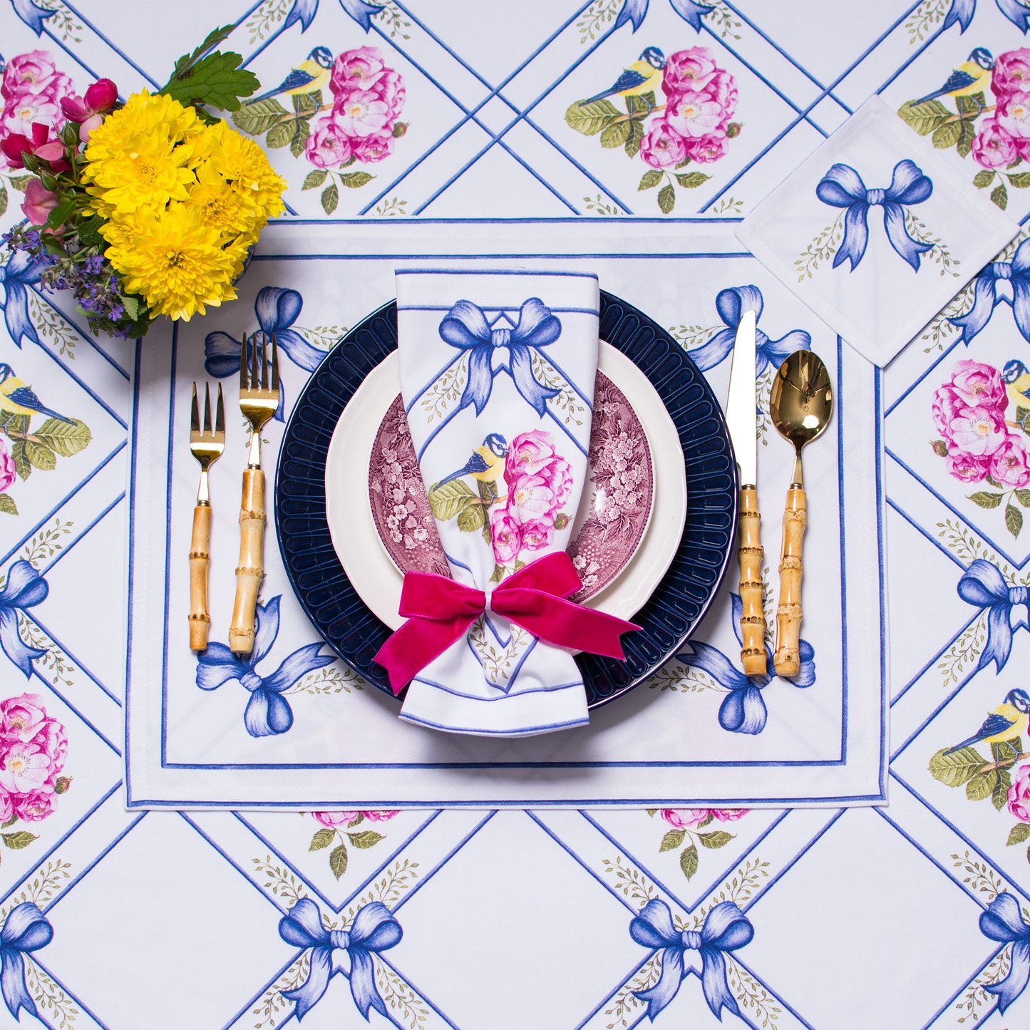 BIRD & ROSES TEA NAPKINS & PLACEMATS { Set of 4 }