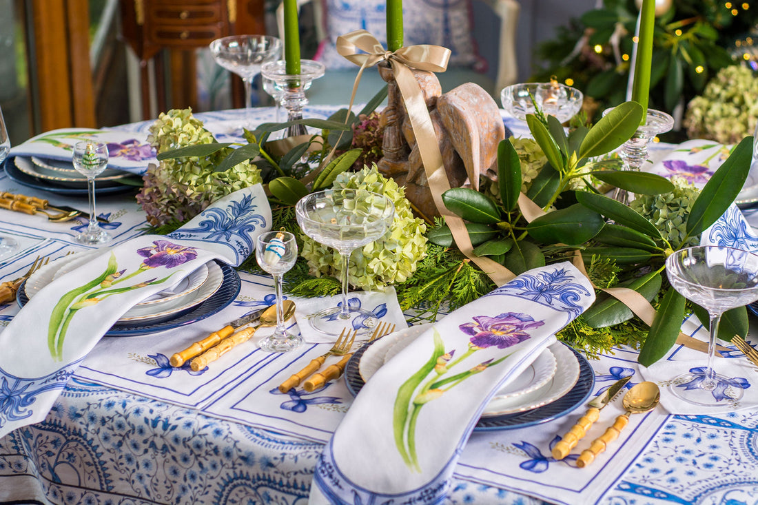 Naturalistic Table Setting
