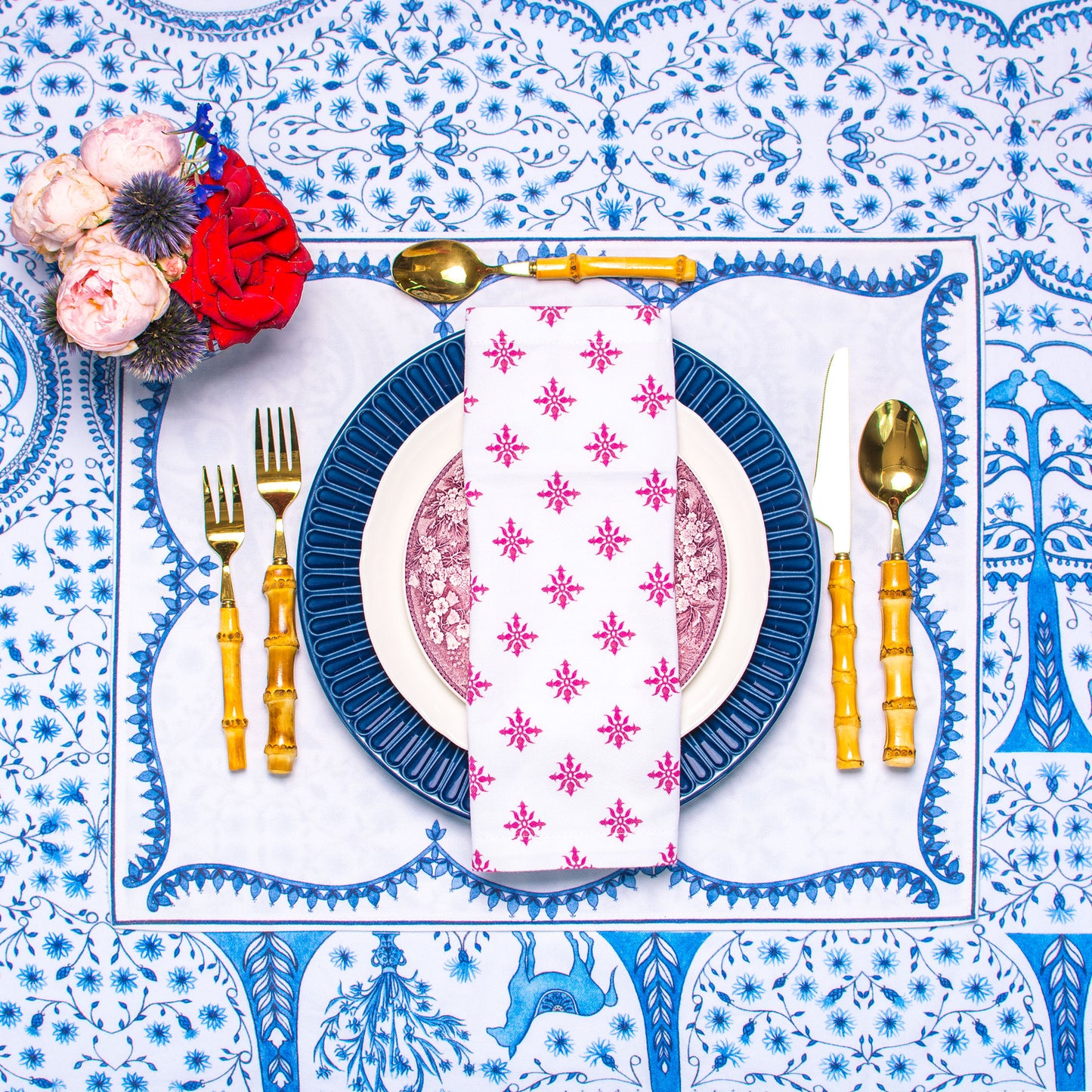 LOVE FLOWER TEA NAPKINS