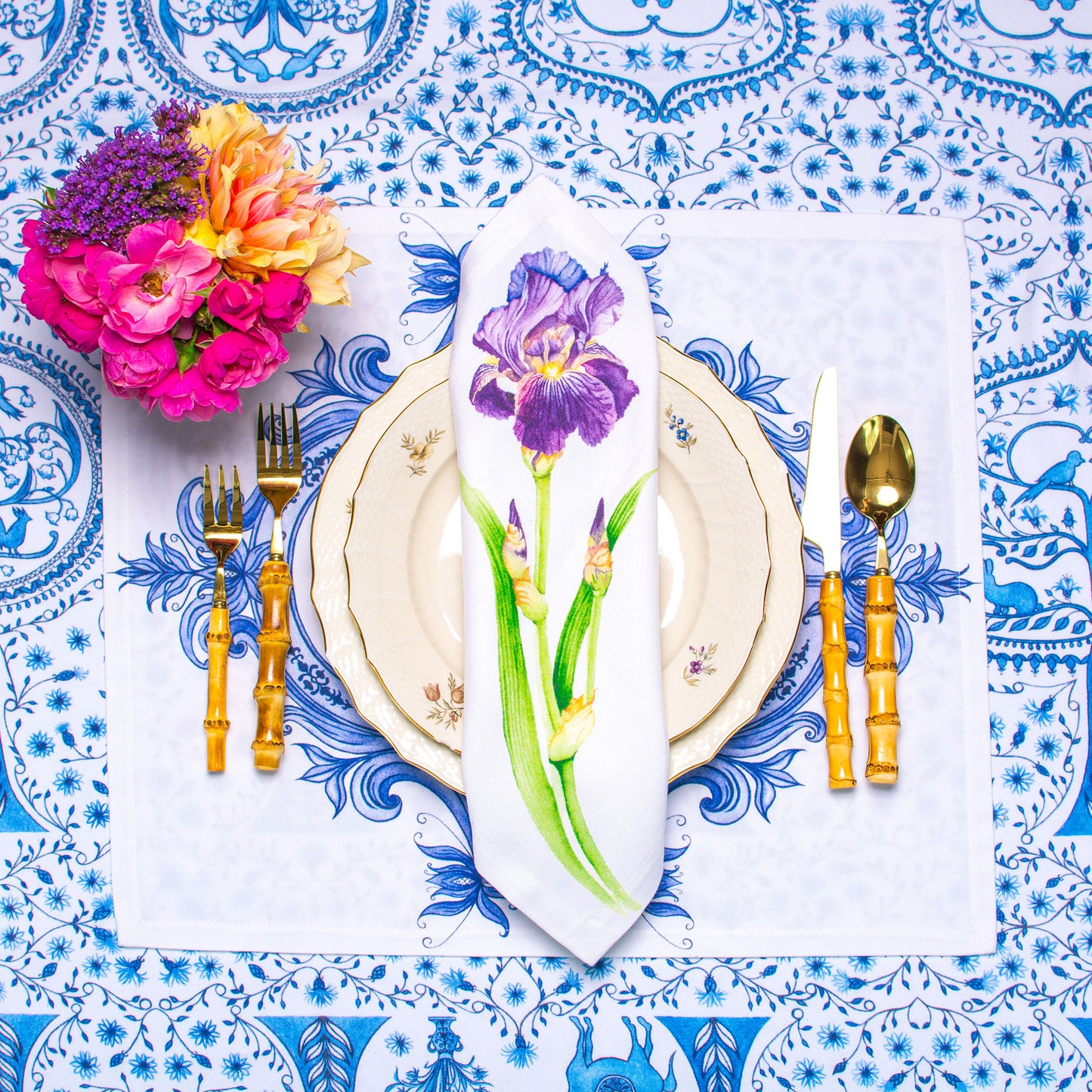 IRIS TEA NAPKINS & PLACEMATS { Set of 4 }