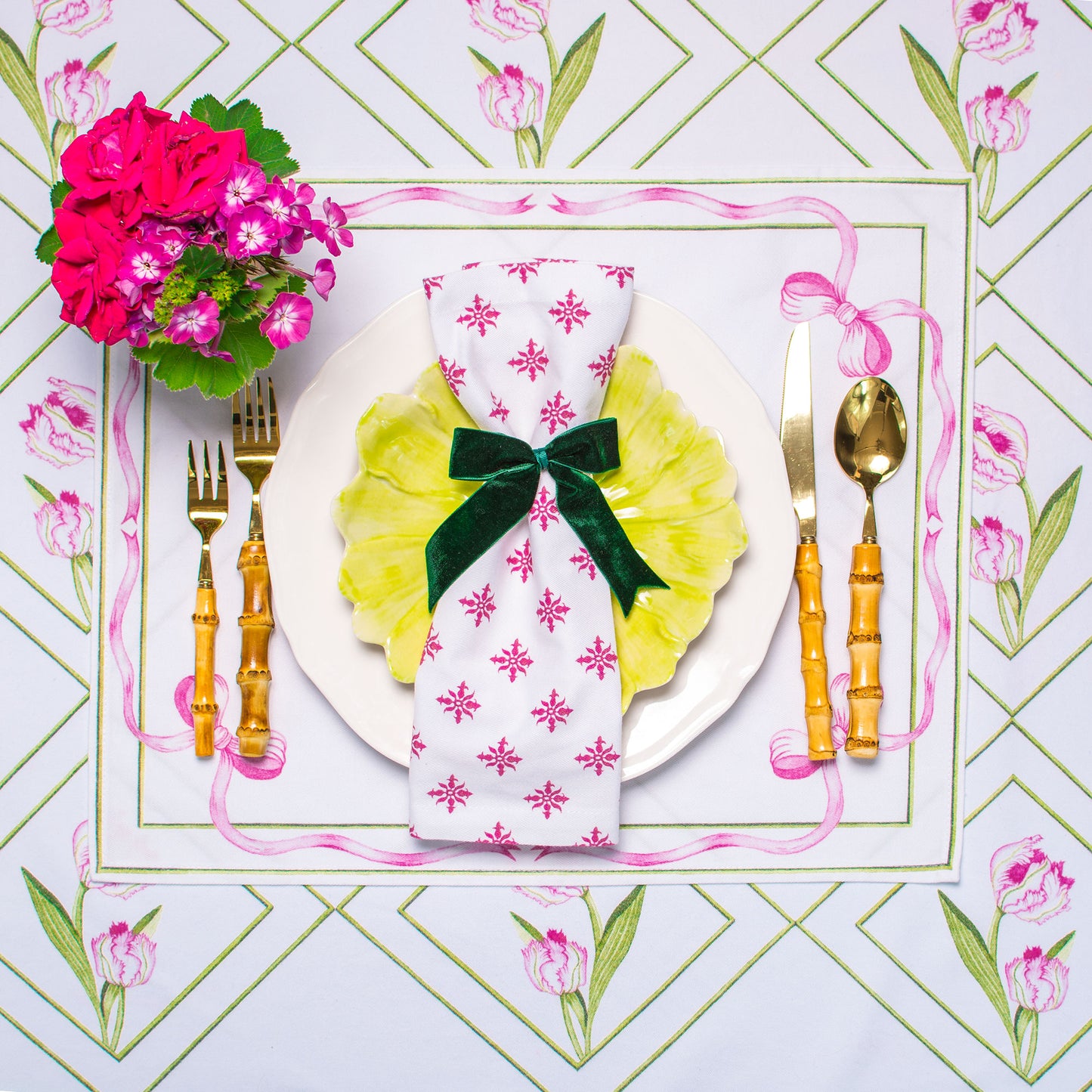 LOVE FLOWER TEA NAPKINS & BOW PLACEMATS { Set of 4 }