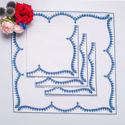 SCALLOP NAPKINS & PLACEMATS { Set of 4 }