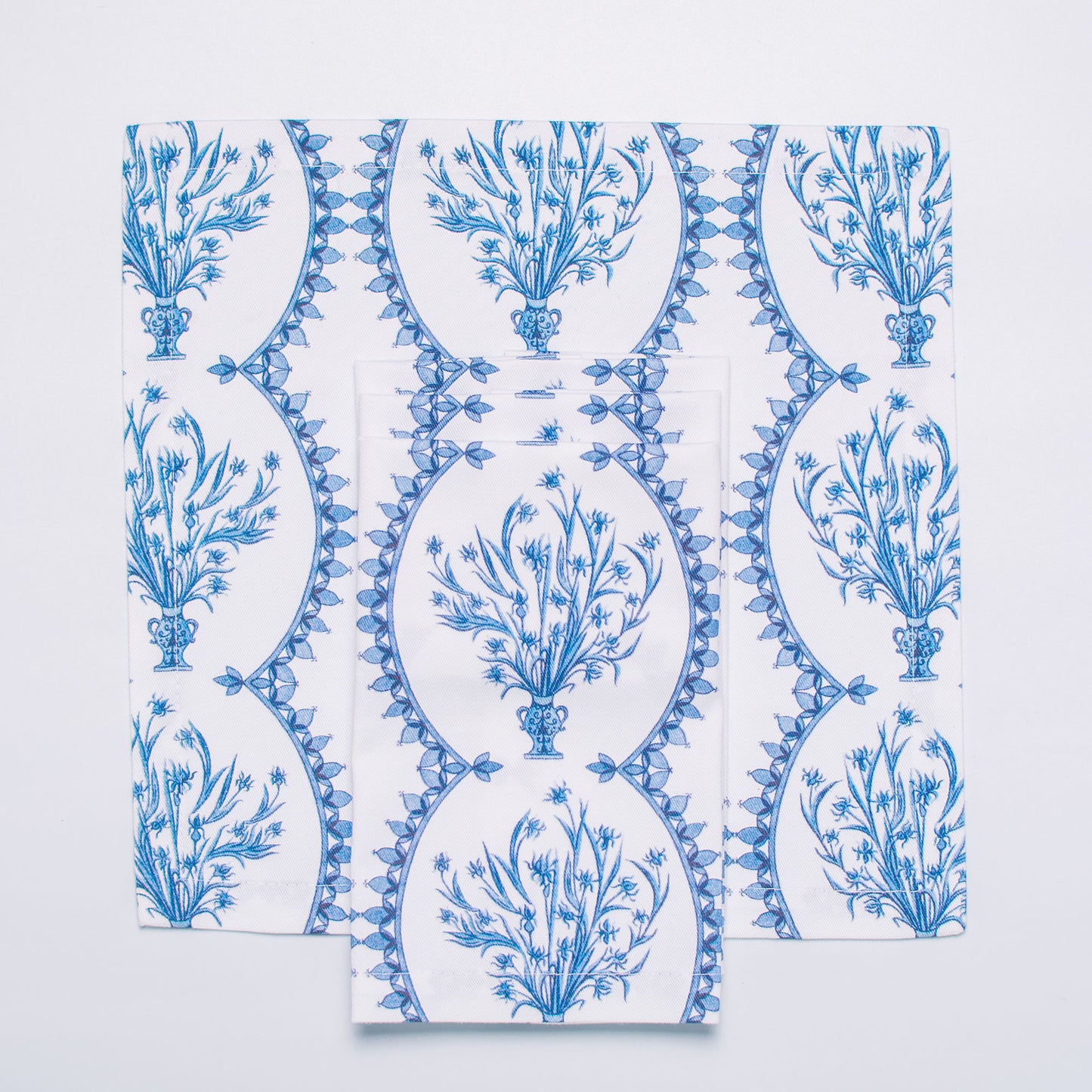 BLUE & WHITE BOUQUET TEA NAPKINS