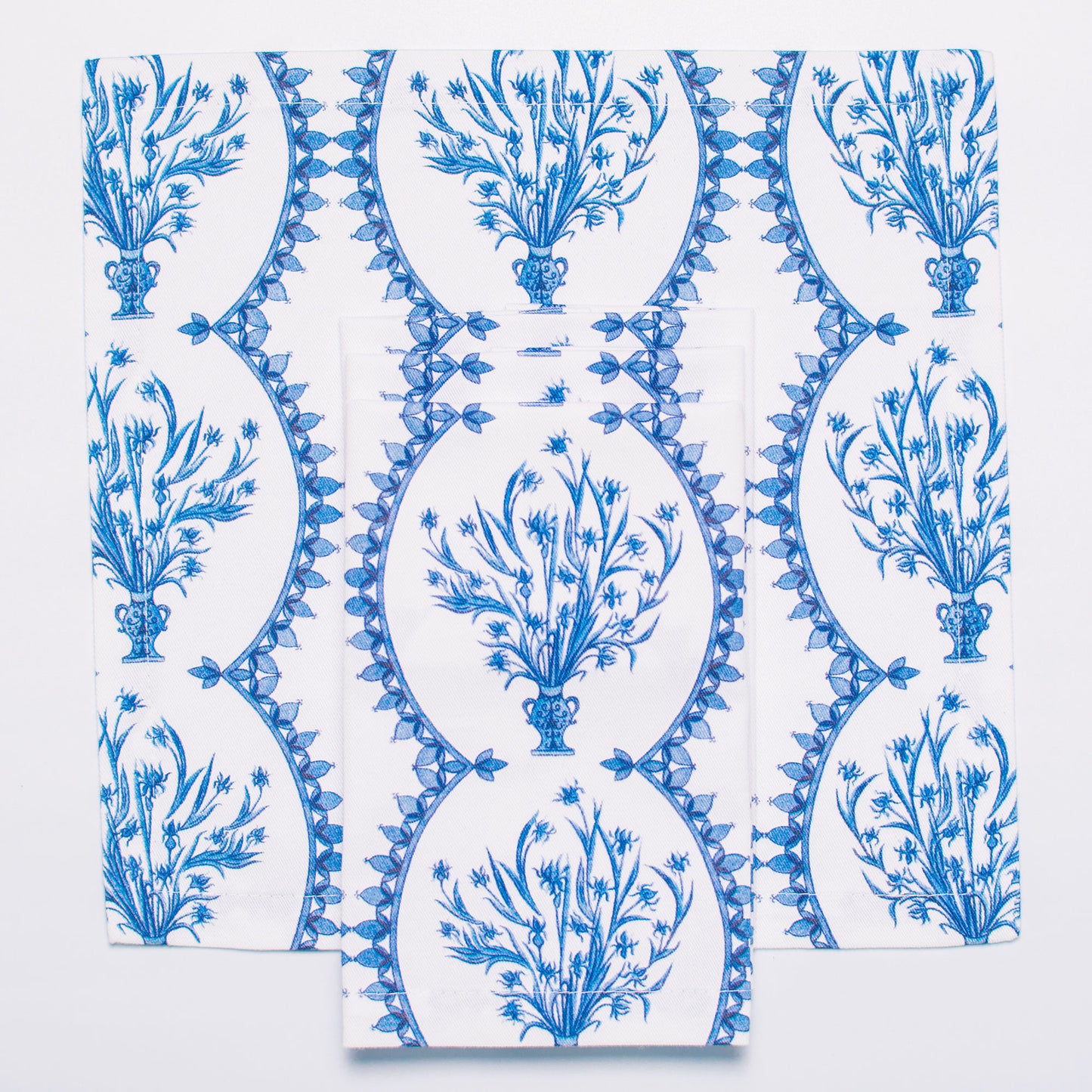 BLUE & WHITE BOUQUET TEA NAPKINS