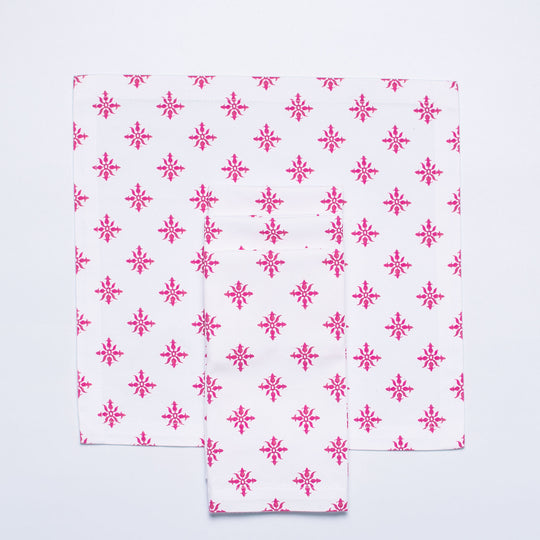 LOVE FLOWER TEA NAPKINS