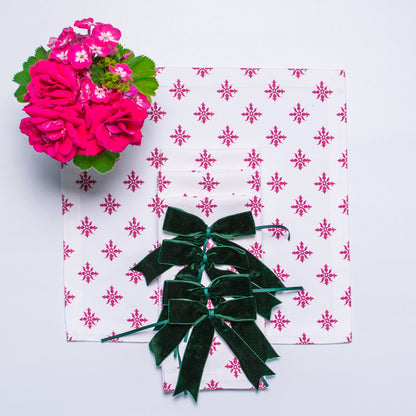 LOVE FLOWER TEA NAPKINS