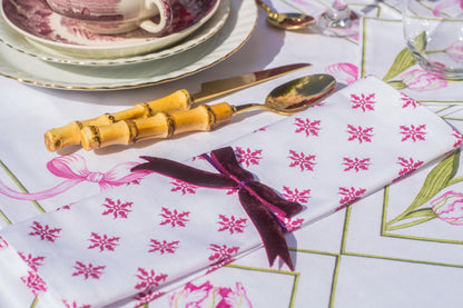 LOVE FLOWER TEA NAPKINS