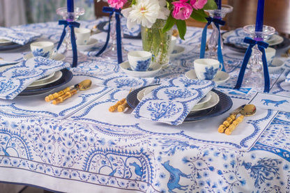 BOUQUET NAPKINS & SCALLOP PLACEMATS { Set of 4 }