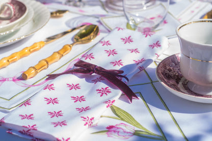 LOVE FLOWER TEA NAPKINS & BOW PLACEMATS { Set of 4 }