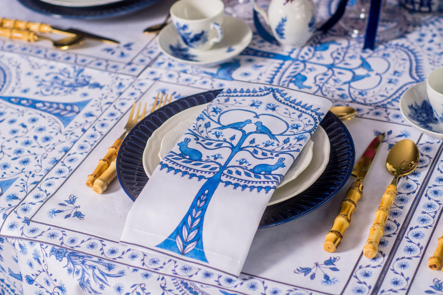 BIRCH TREE NAPKINS AND PLACEMATS { Set of 4 }