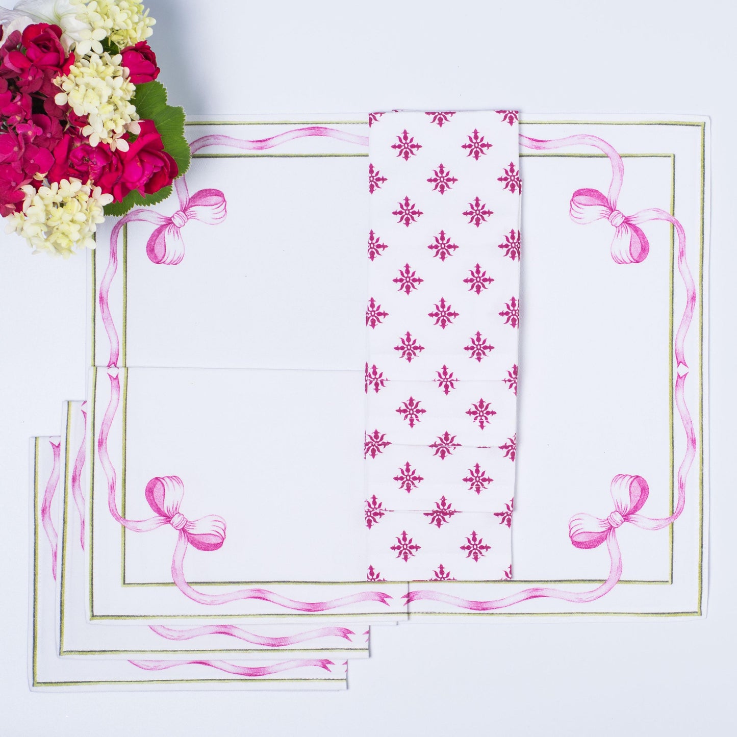 LOVE FLOWER TEA NAPKINS & BOW PLACEMATS { Set of 4 }