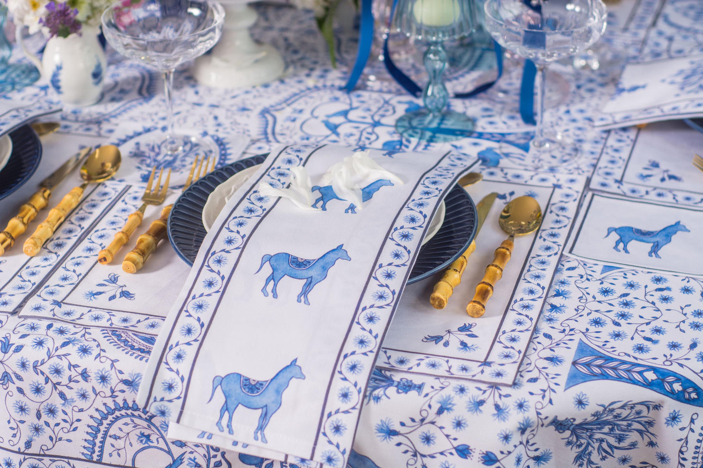 HORSE COCKTAIL NAPKINS