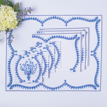 BOUQUET NAPKINS & SCALLOP PLACEMATS { Set of 4 }